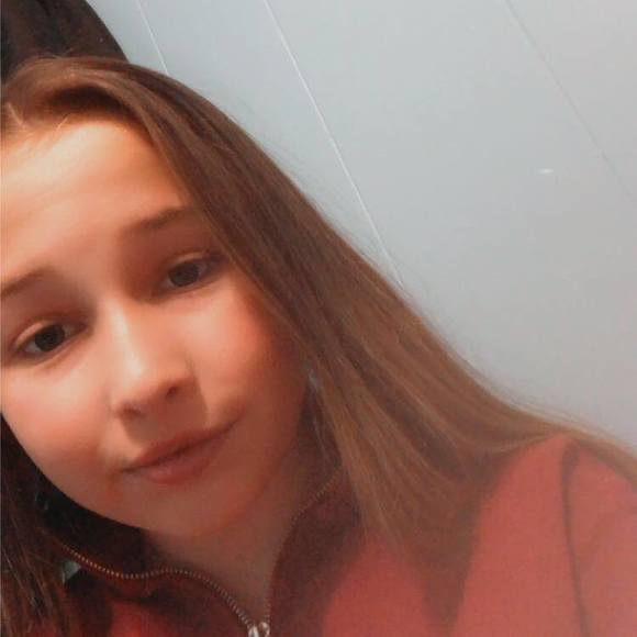 Meet your Posher, Erica - Picture 1 of 1